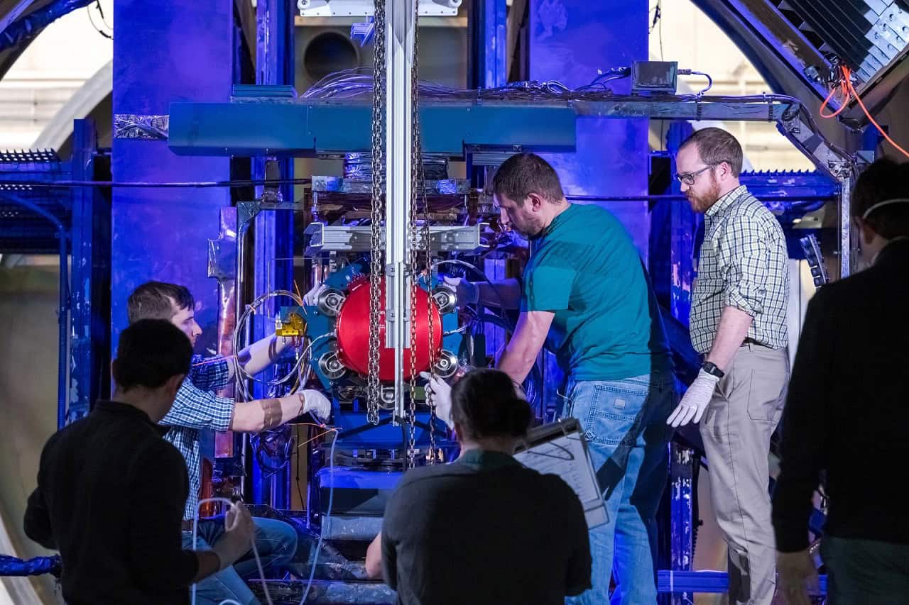 پیشران الکتریکی خورشیدی