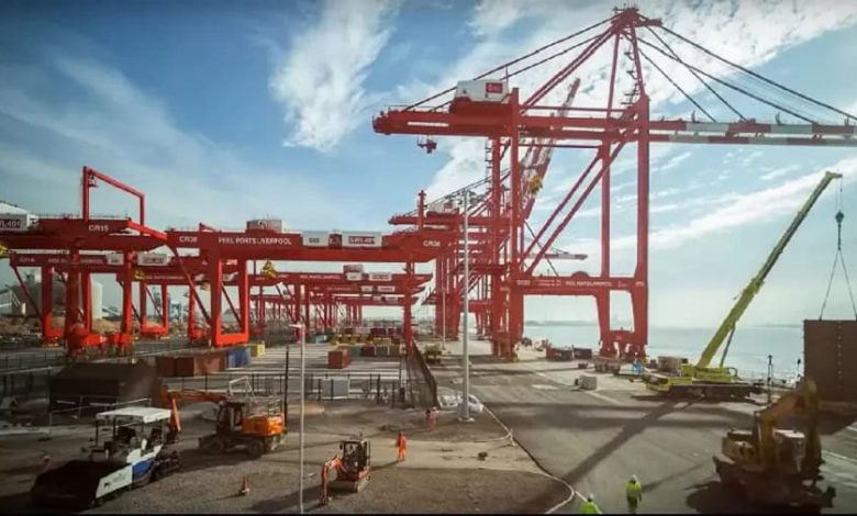 جرثقیل اس تی اس