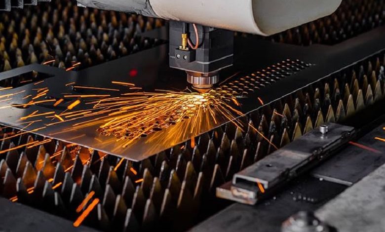 قیمت دستگاه لیزر فلزات